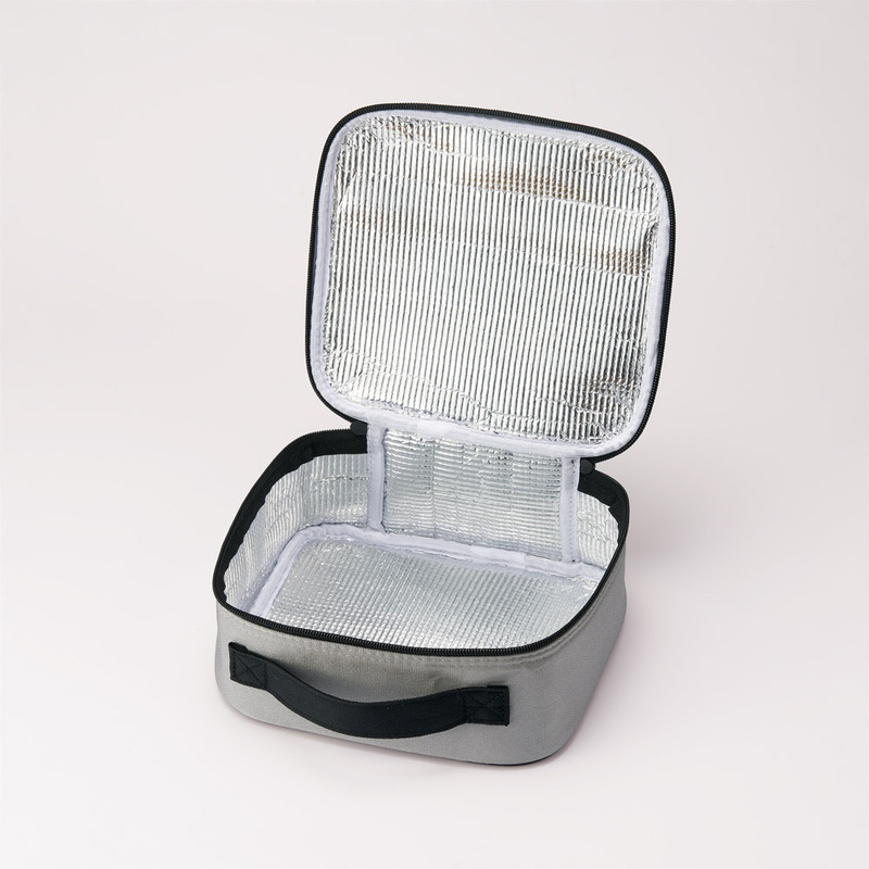 キッズ ランチバッグ 保温 保冷 子供 水筒が入る 正方形 マチ 広い