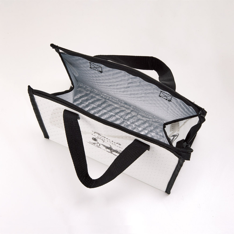 不織布保冷バッグ スヌーピー バッジ／FBC1_4973307687945