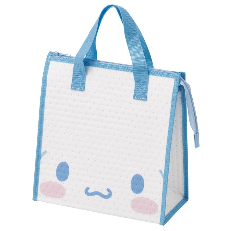 シナモロールグッズ。ランチグッズや水筒・雑貨まで可愛いデザイン