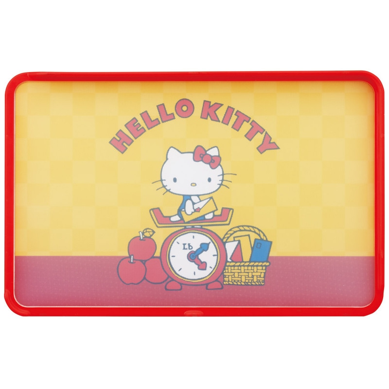 ハローキティお誕生日特集。ランチグッズや水筒など幅広いアイテム展開