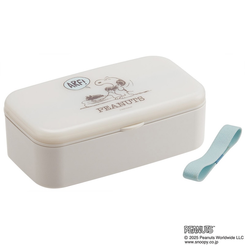 スヌーピーお誕生日特集。ランチグッズやベビー用品など展開