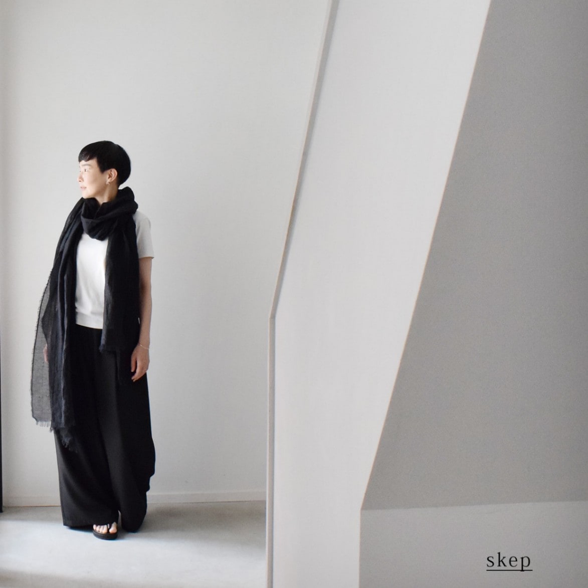 【skep】超ロングストール （ 綿麻 / 播州織 ドビー ） ： 黒 超ロングストール（綿麻/ 播州織ドビー）：黒 | マフラー・ストール | skep