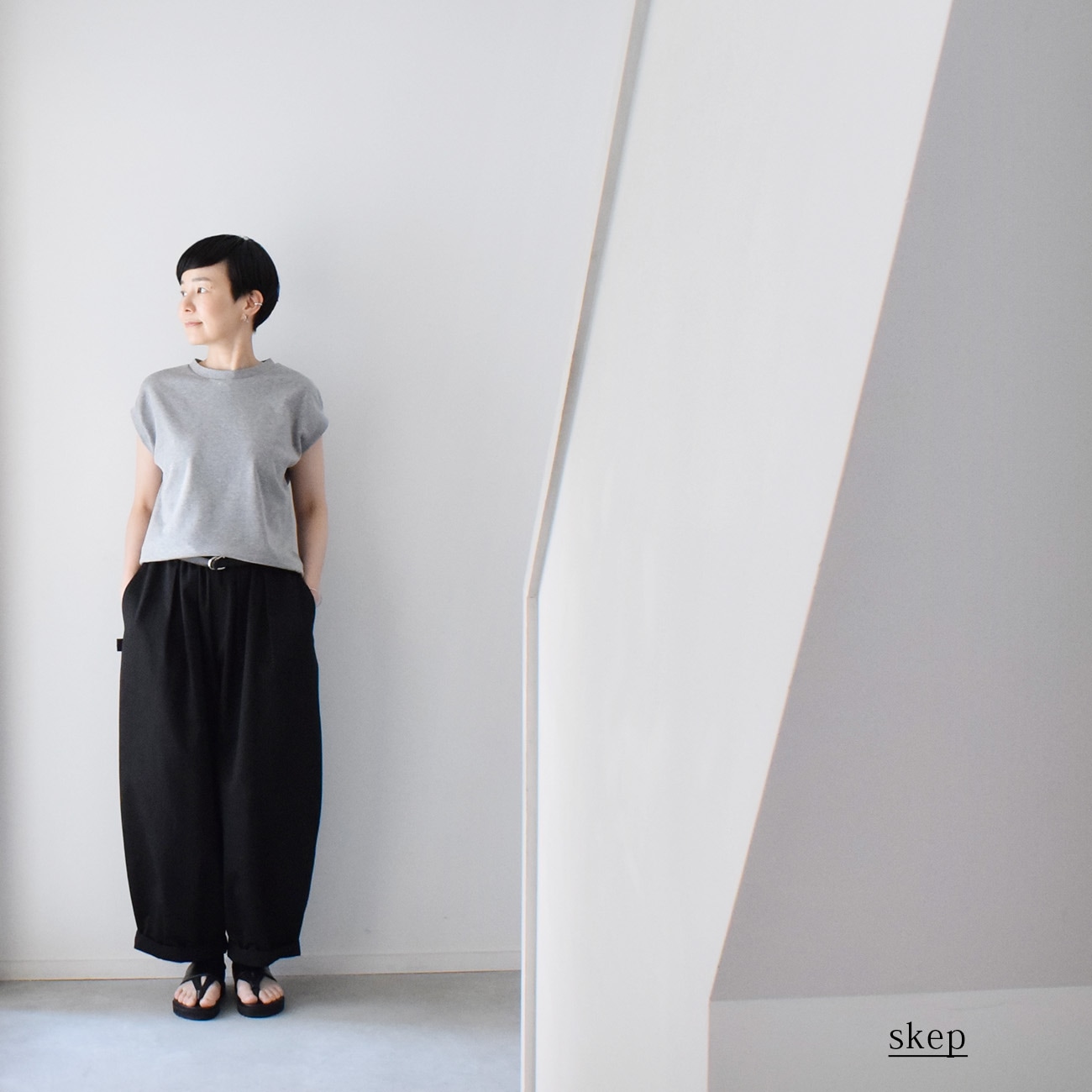 pand-a　skep フレンチスリーブ フレンチスリーブVネックニット：黒［NT43FSBK］ | skep-online shop