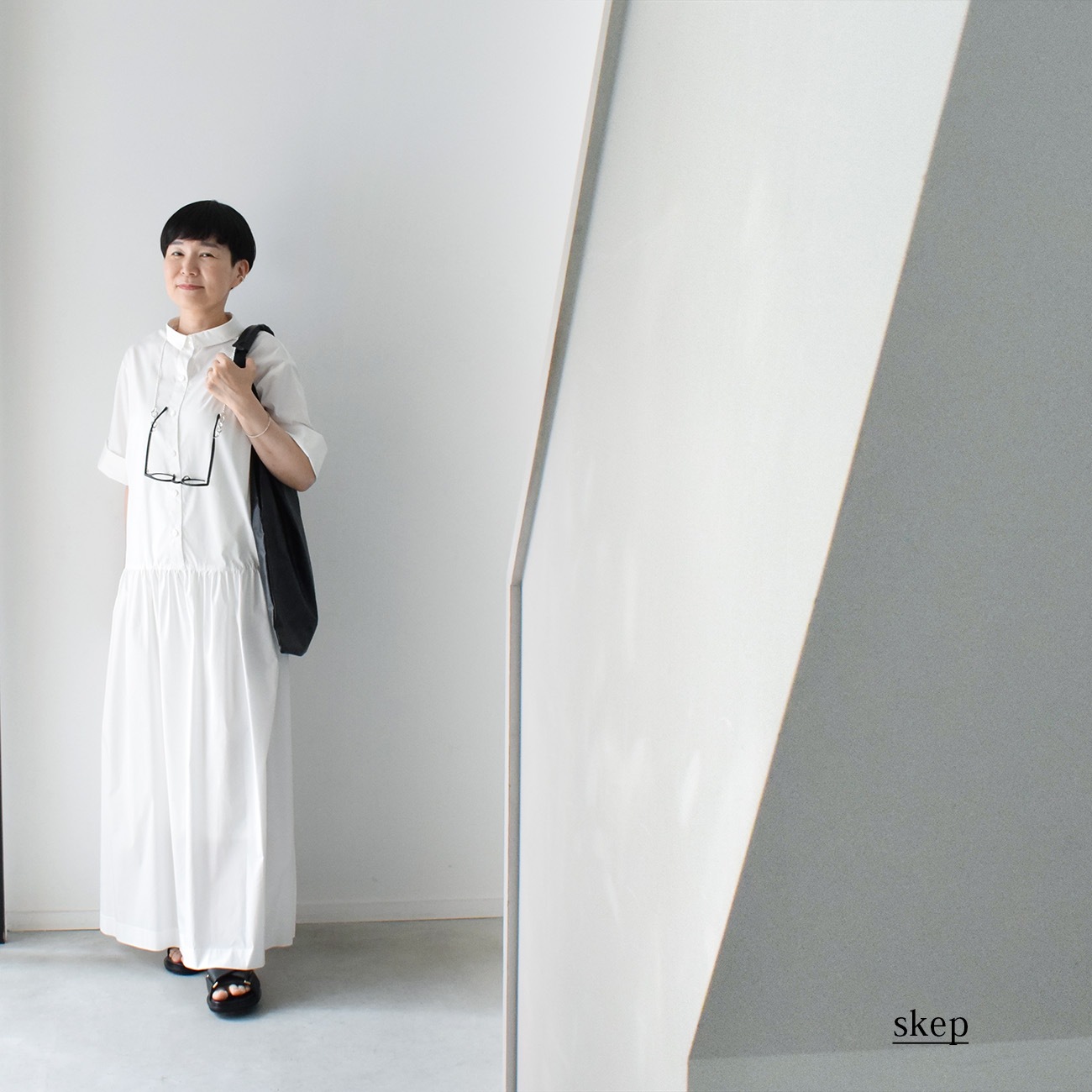 七分袖切替ギャザーロングワンピース：白