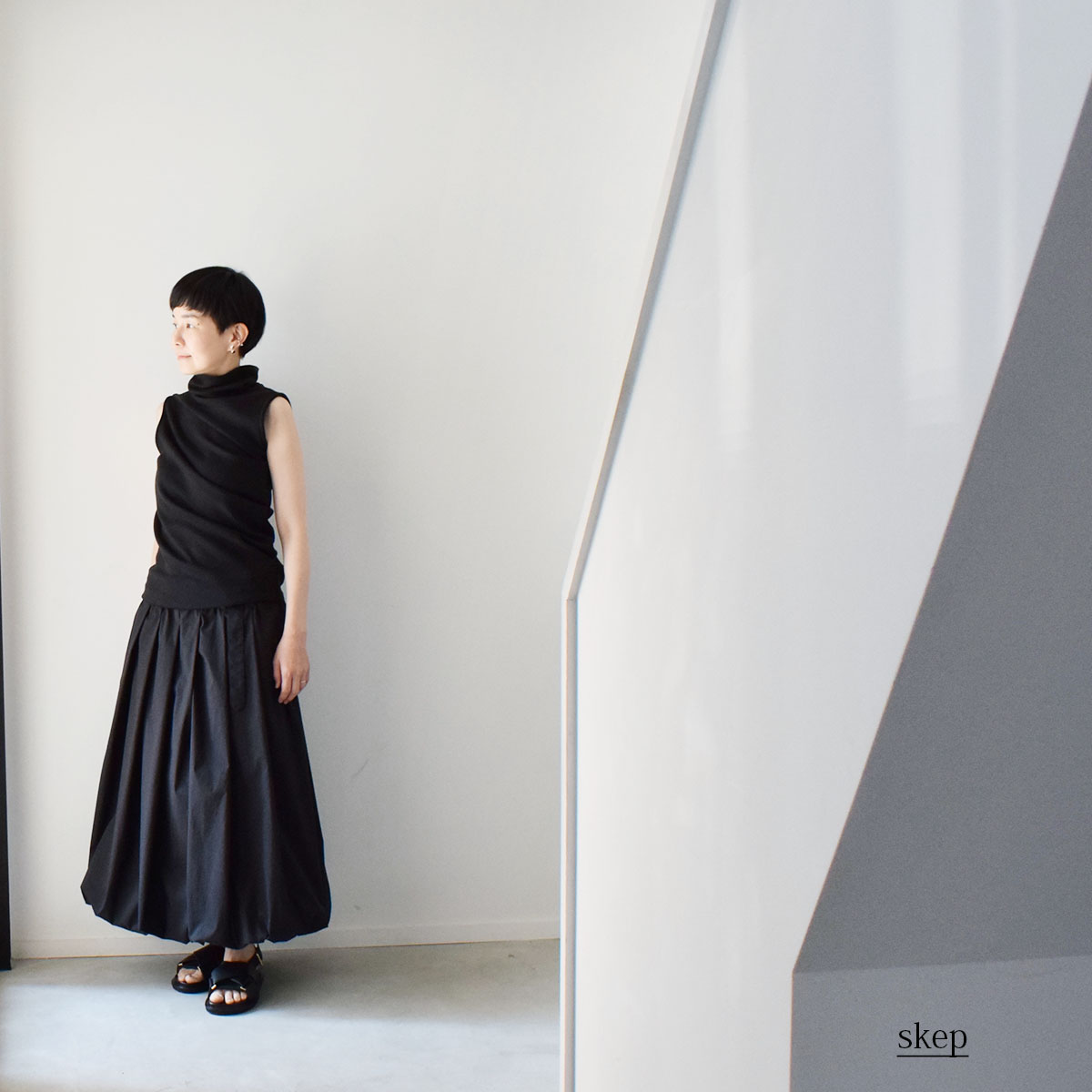 バルーンスカート：黒
