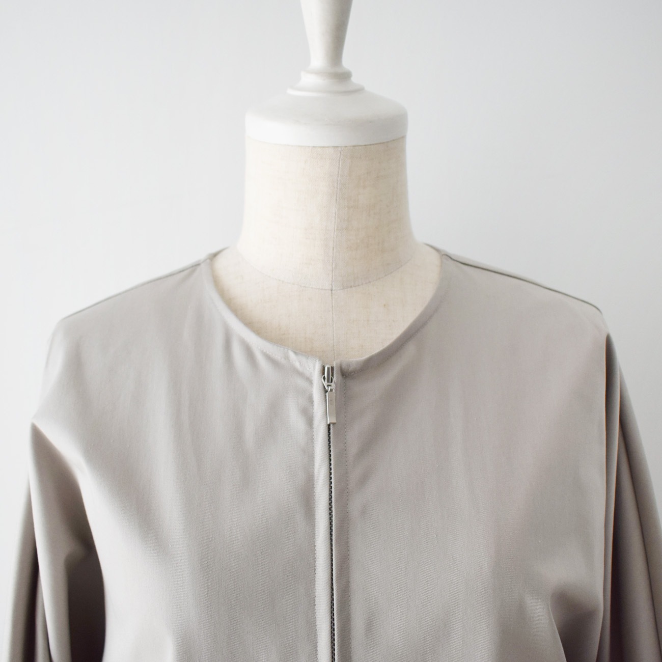 変形ショートブルゾン：黒 | 羽織もの | skep