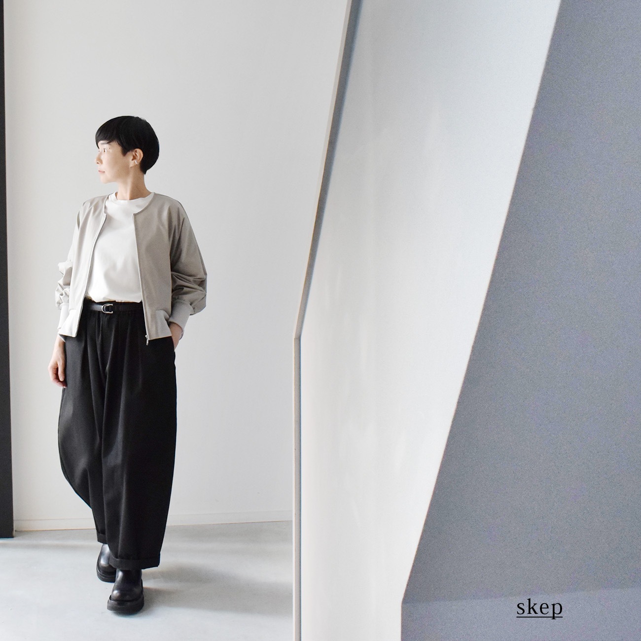 変形ショートブルゾン:グレー