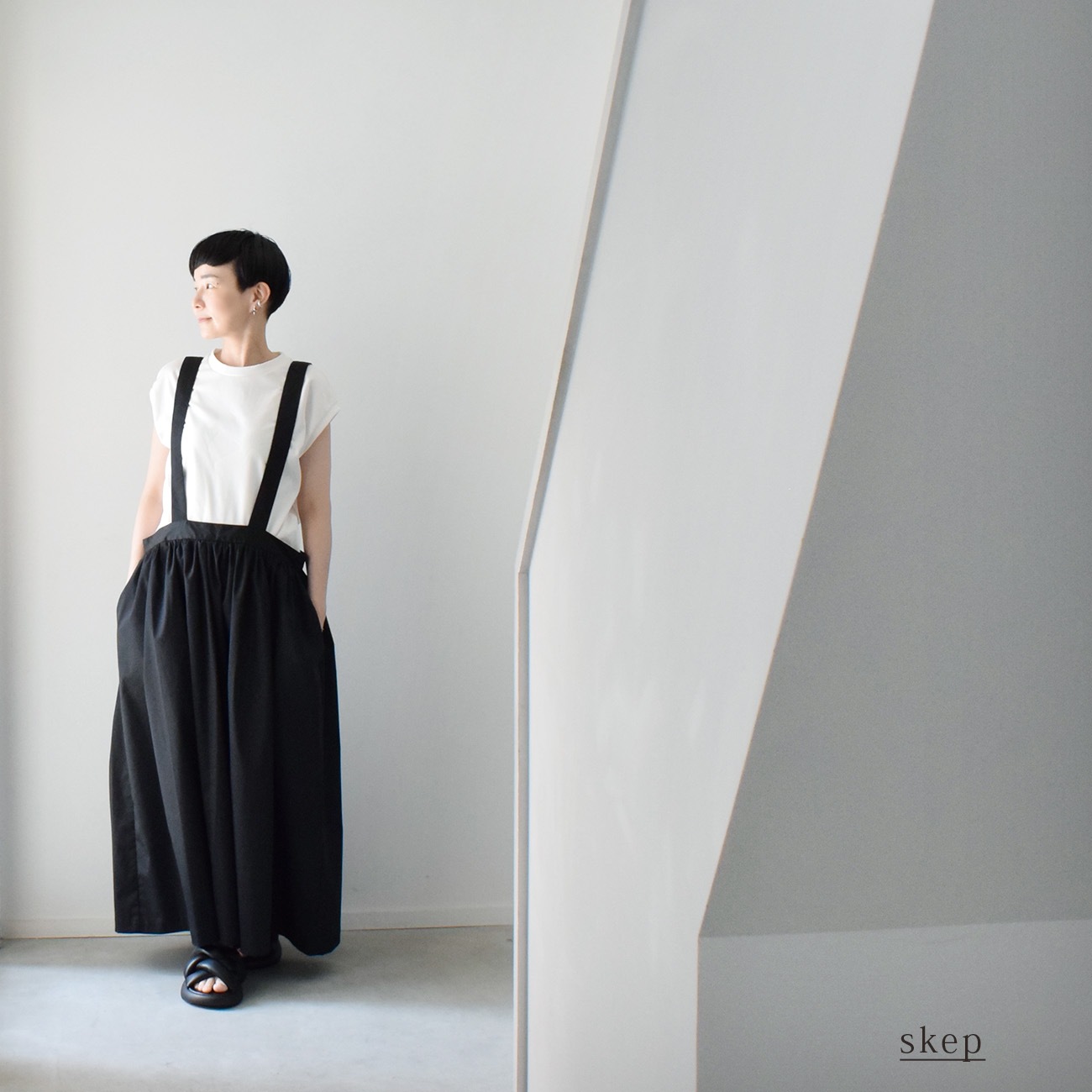 美品♪ skep スケップ　ギャザージャンパースカート　グレー　日本製 ギャザージャンパースカート：グレー | ボトムス | skep