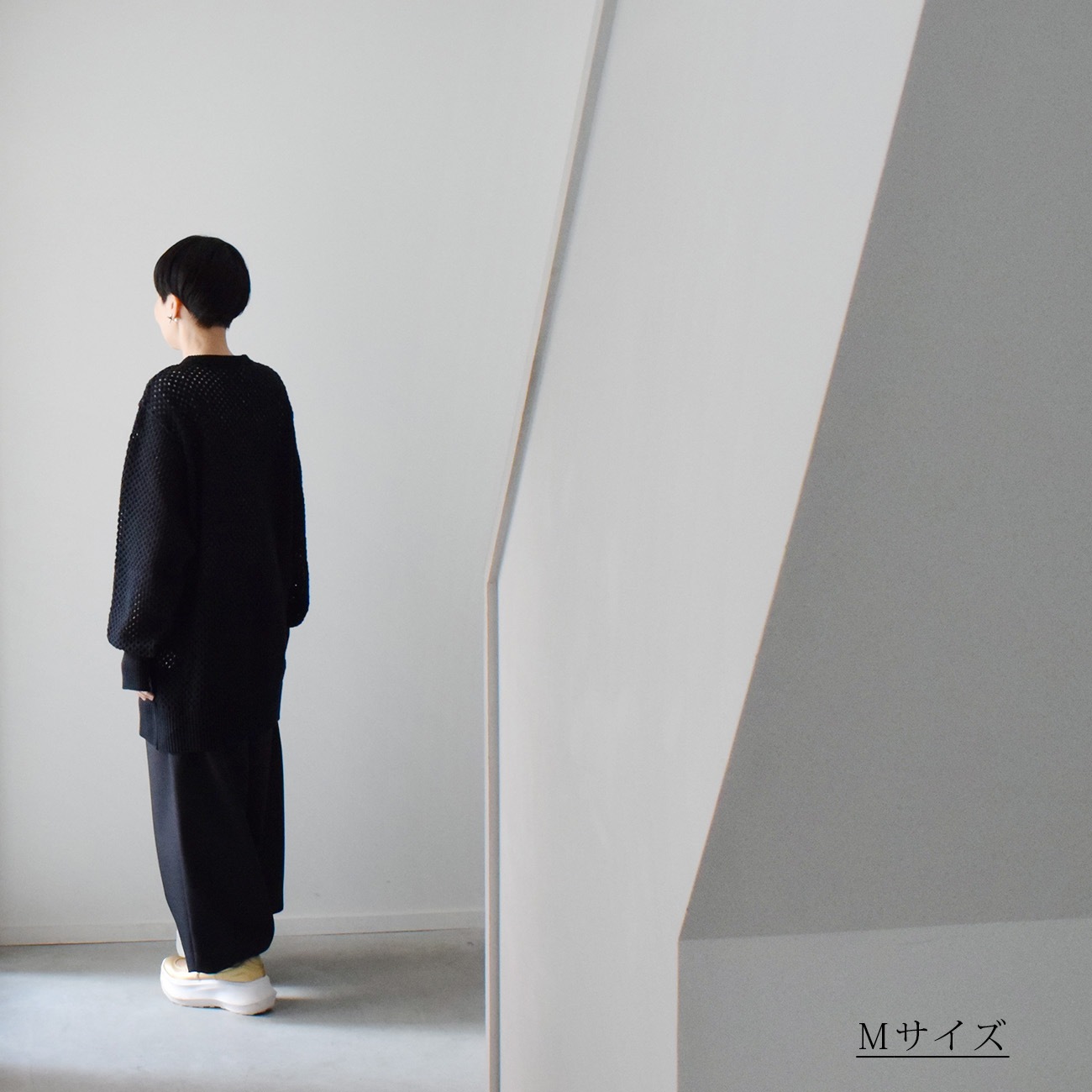 メッシュセーター：黒