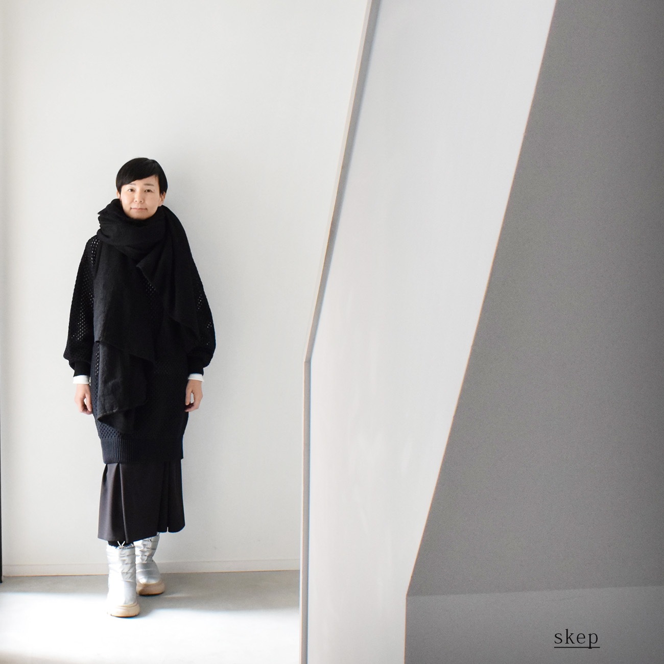 メッシュセーター：黒