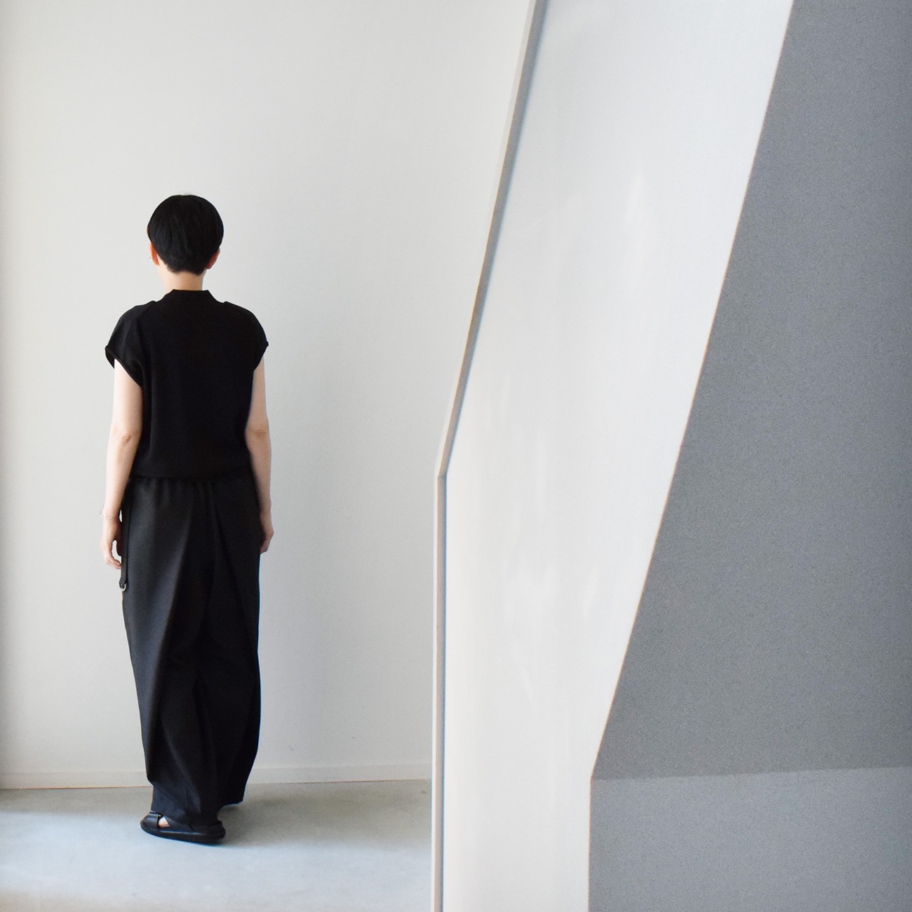 pand-a　skep フレンチスリーブ フレンチスリーブVネックニット：黒 | トップス | skep