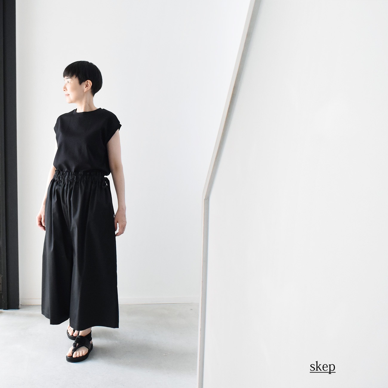 ワイドパンツ（ショート）：黒
