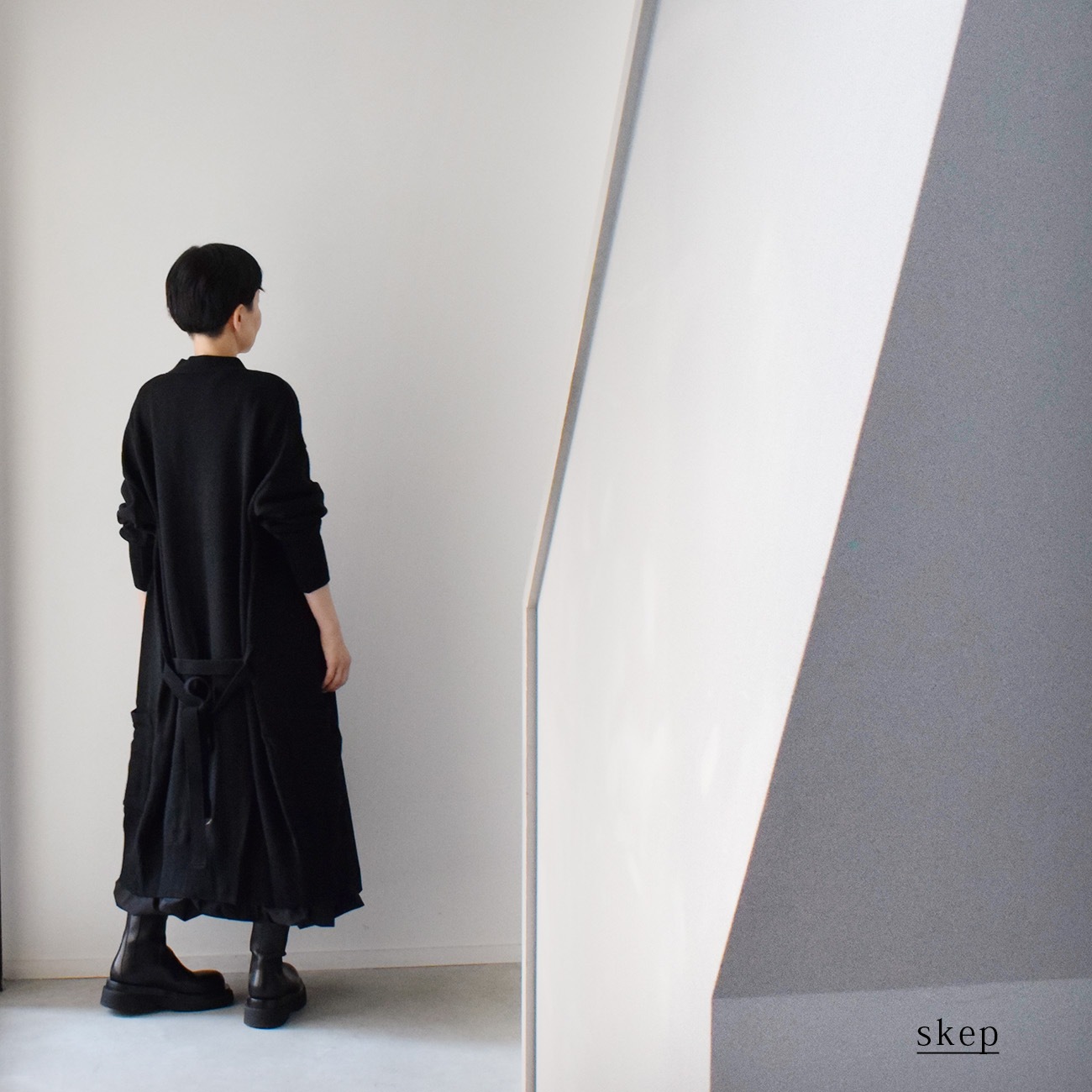 ロングニットカーディガン：黒