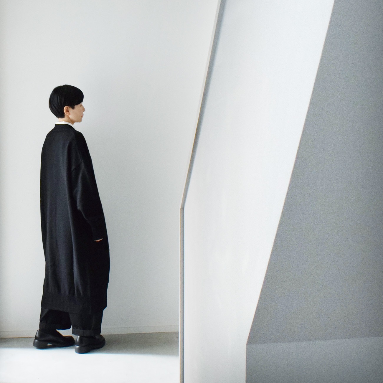 ロングニットカーディガン：黒