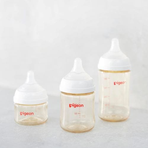 【動画限定 撮影利用セール品】ピジョン 母乳実感　哺乳びん（プラスチック製）240ml