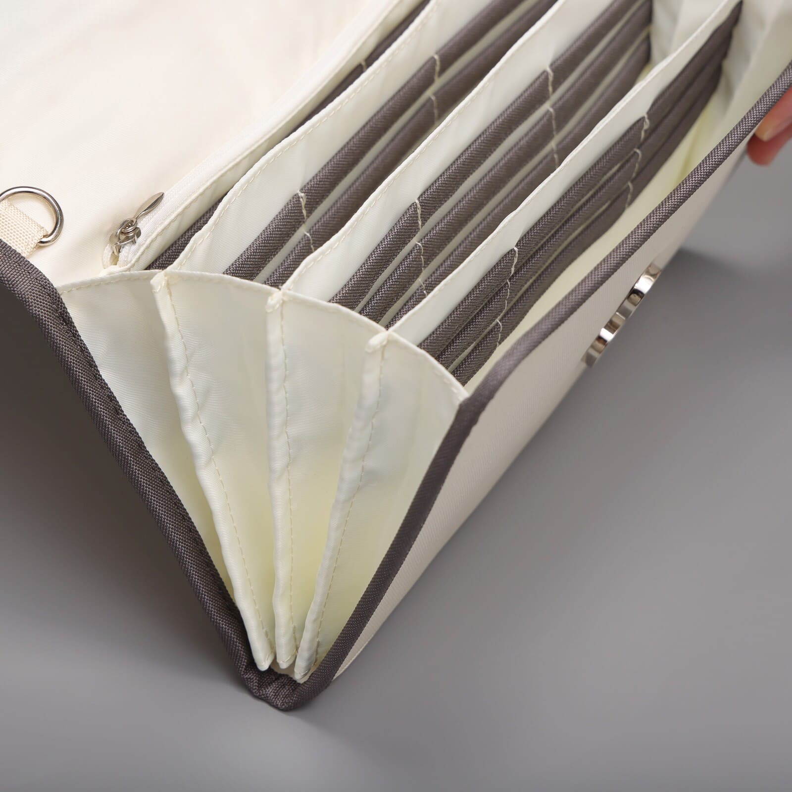 【第３弾 再販開始!!数量限定 お待たせごめんね価格!!（無くなり次第終了）】8000人のママパパと作った『最強の母子手帳ケース』  アヤトママ監修 在庫有 【最短お届け可能】