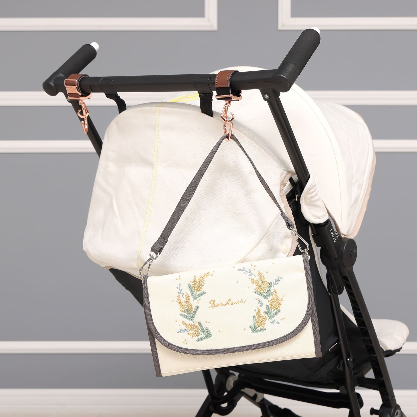 【第３弾 再販開始!!数量限定 お待たせごめんね価格!!（無くなり次第終了）】8000人のママパパと作った『最強の母子手帳ケース』  アヤトママ監修 在庫有 【最短お届け可能】