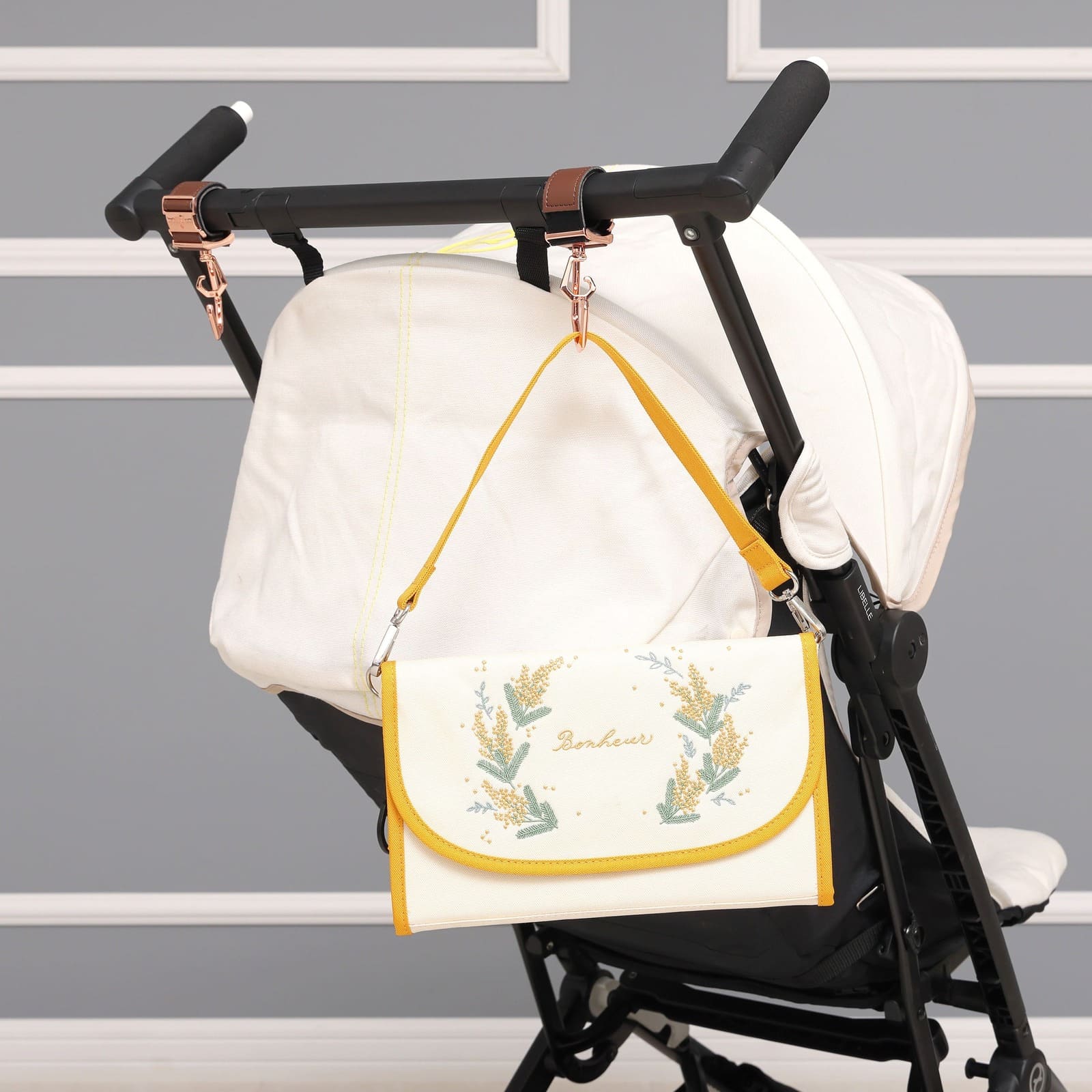 【第３弾 再販開始!!数量限定 お待たせごめんね価格!!（無くなり次第終了）】8000人のママパパと作った『最強の母子手帳ケース』  アヤトママ監修 在庫有 【最短お届け可能】