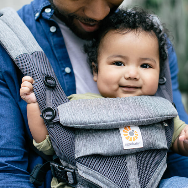 未使用に近い　エルゴベビー　オムニ 360 クールエア クラシックウィーブ 未使用に近い エルゴベビー オムニ 360 クールエア クラシックウィーブ