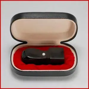 法人印鑑　角印 黒水牛【ケース付】 【3営業日以内の出荷予定】(HK110)