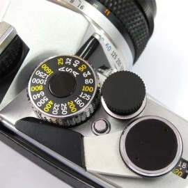 Kカンパニー レリーズボタン 12mm ブラックマット [ねじ込みタイプ]|レリーズ・シャッターボタン|カメラアクセサリー