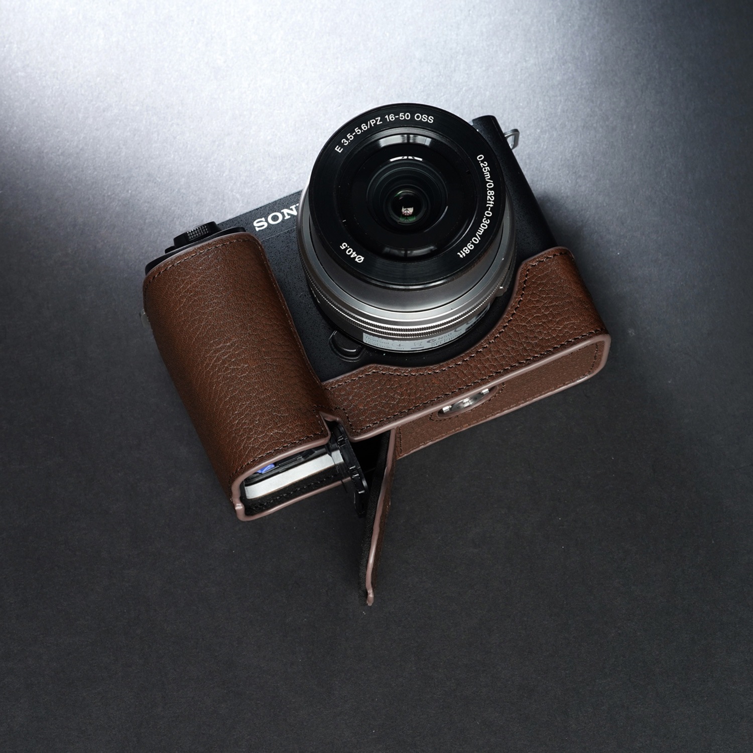 SONY VLOGCAM ZV-1（木製ハンド&カメラケース付き） 16_000000001812.jpg?1709171917