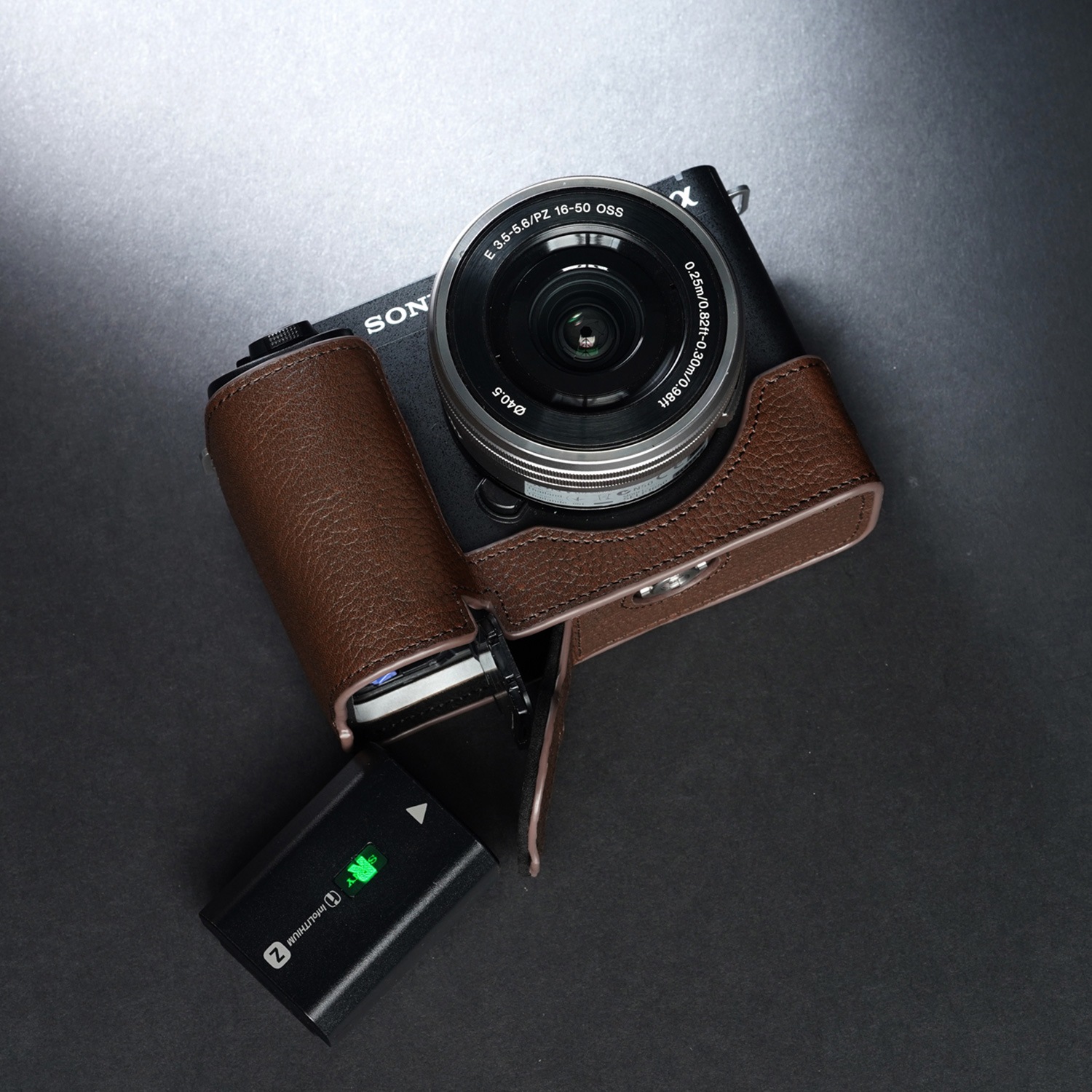 SONY VLOGCAM ZV-1（木製ハンド&カメラケース付き）