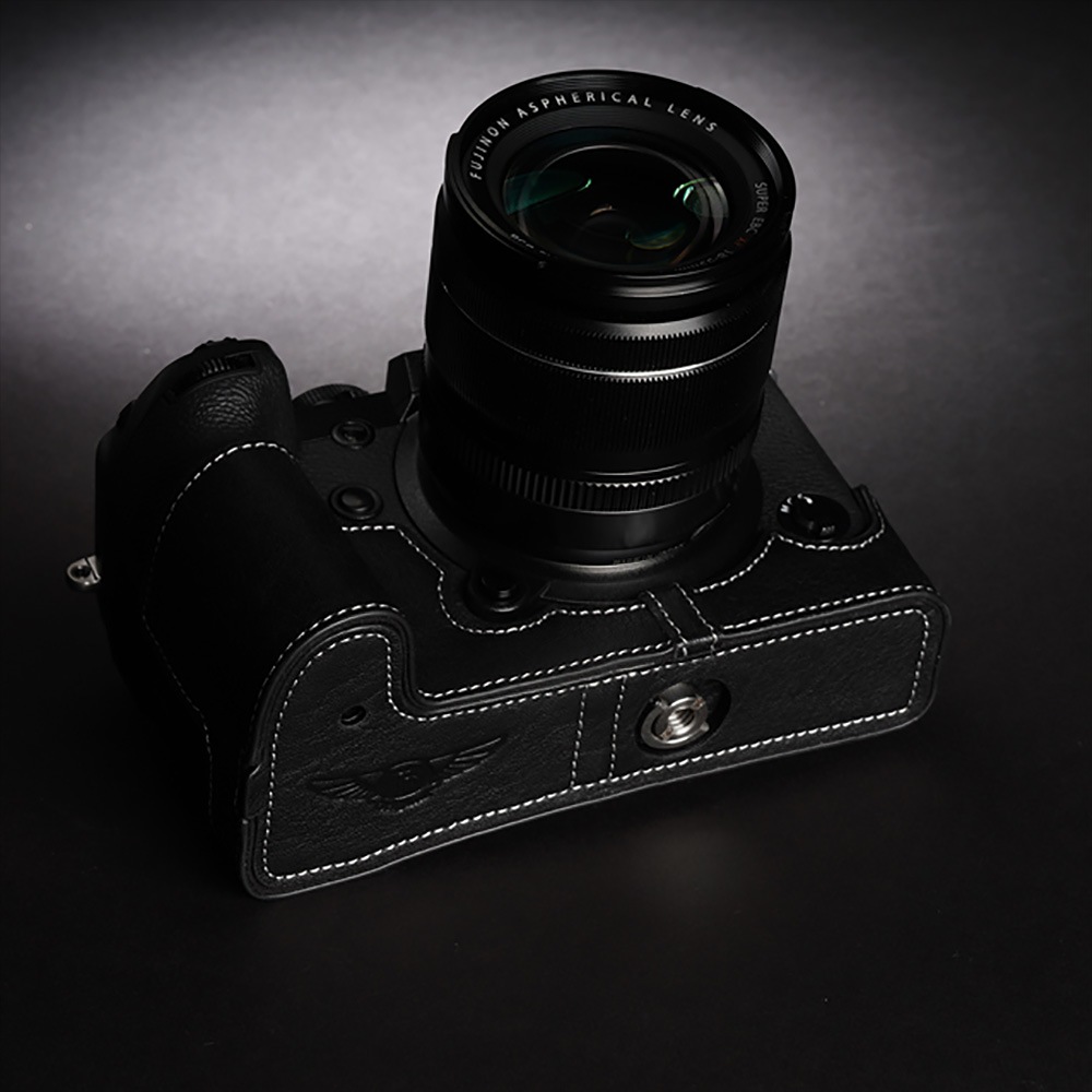 富士フィルム FUJIFILM X-H1 ハーフケースおまけ付き 良品 動作品 富士フィルム FUJIFILM X-H1 ハーフケースおまけ付き 良品 動作
