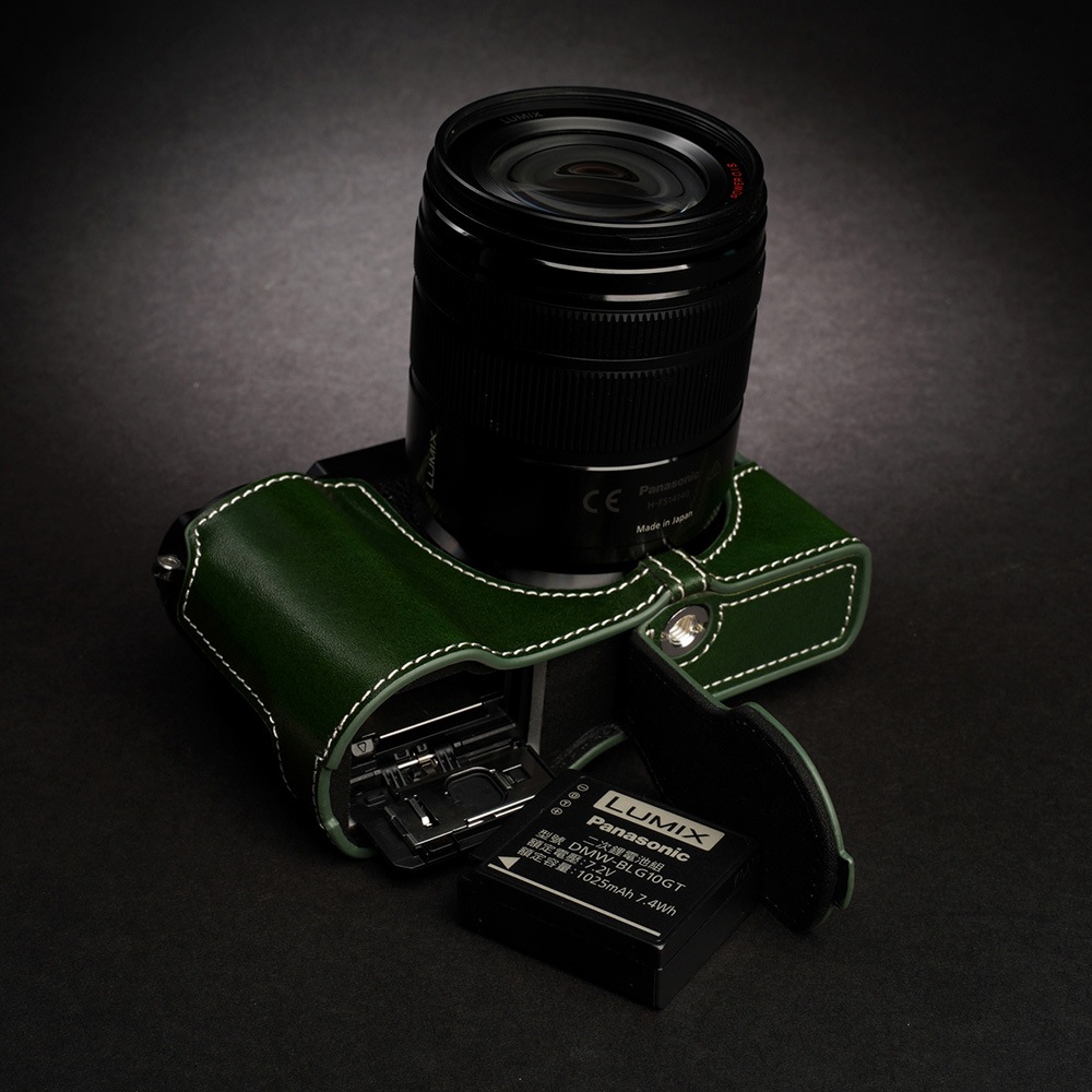 Panasonic LUMIX GX7 ボディ バッテリー3個・純正ケース付 Panasonic LUMIX GX7 ボディ バッテリー3個・純正ケース付 TP Original