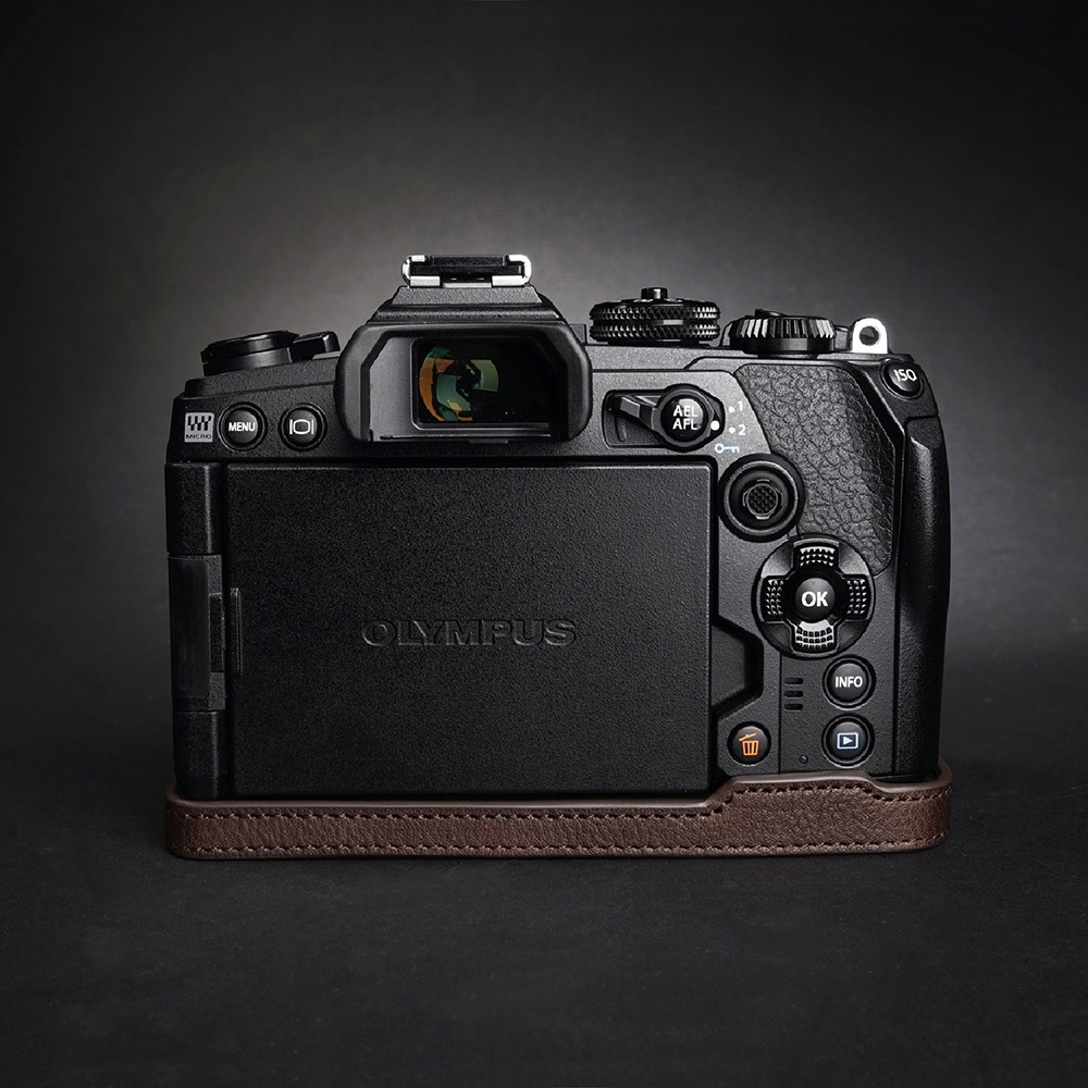 OLYMPUS オリンパス M-1 M1 ジャンク ケース付き kazのこんなカメラ㉘番外 Olympus M-1｜kaz@Pinguist!