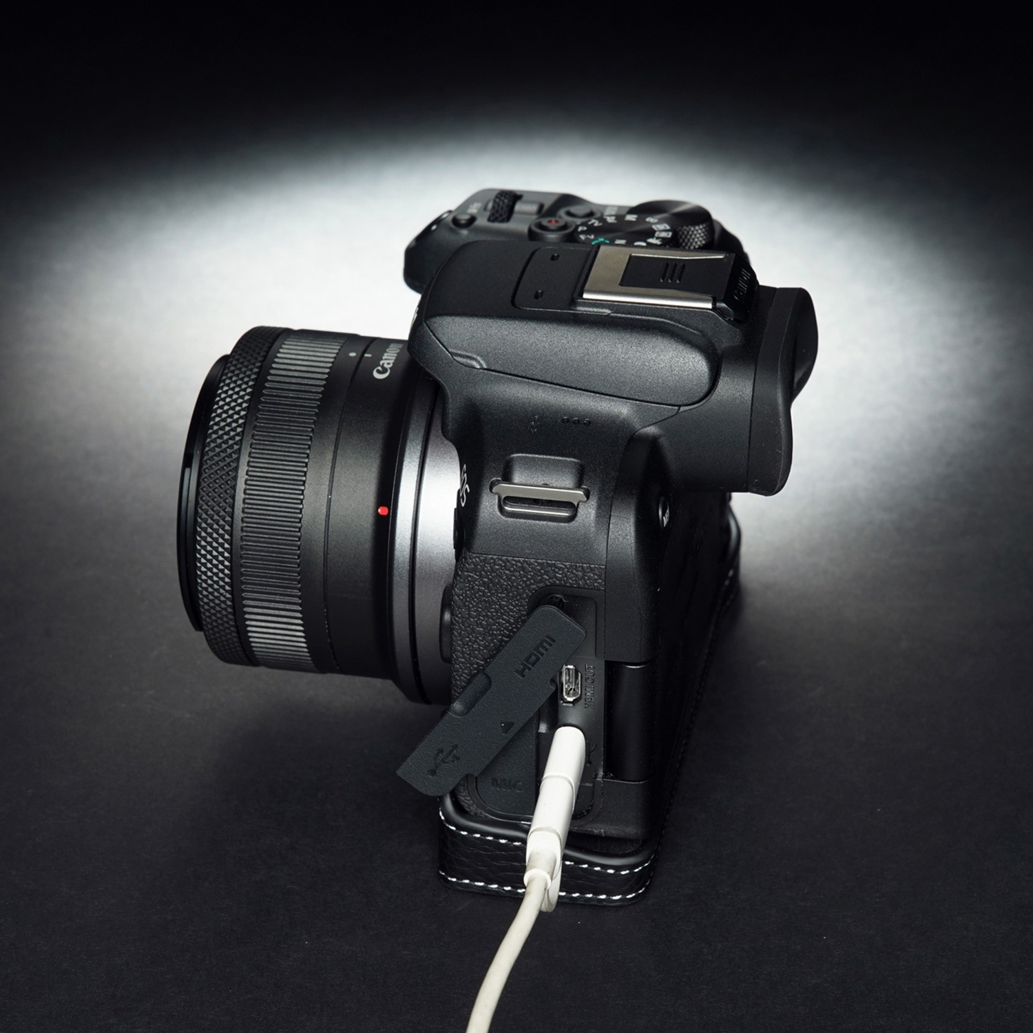 TP Original Canon EOS R10 用 ボディーハーフケース ブラック
