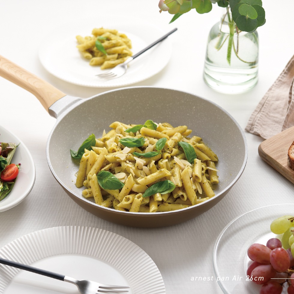 【12/1発売新商品】アーネストパン エア 20cm / 26cm / 28cm深型