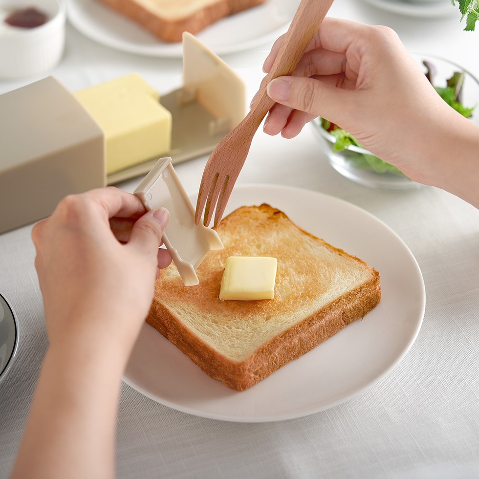 【12/19発売新商品】立てて収納できるバターケース