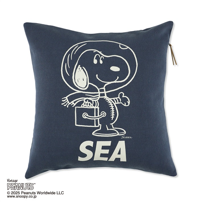 SMOOTHY WDS_Snoopy CUSION COVER