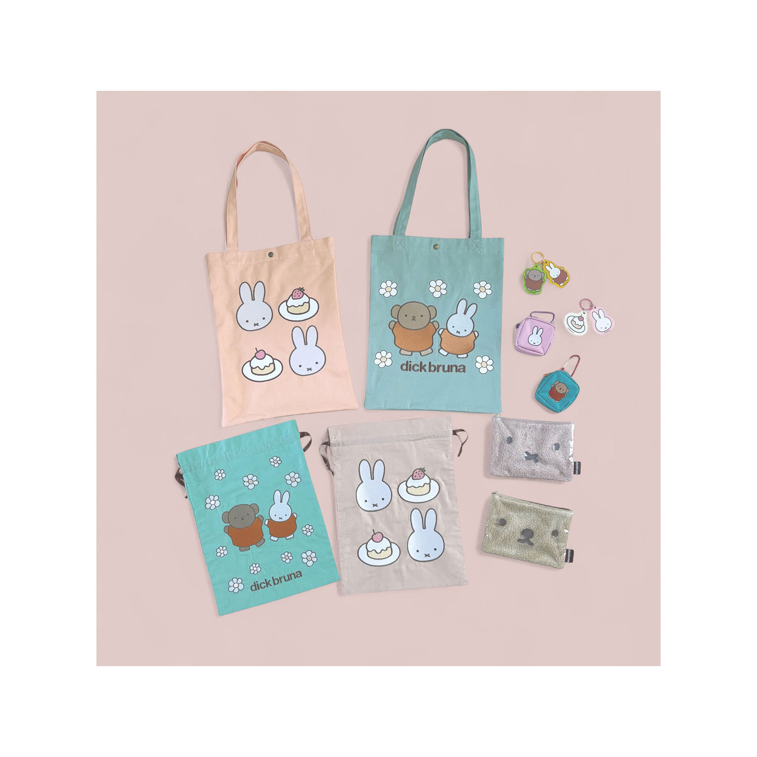 [公式] メーカー直営 ディック・ブルーナ カラーアクリルキーホルダー ケーキ