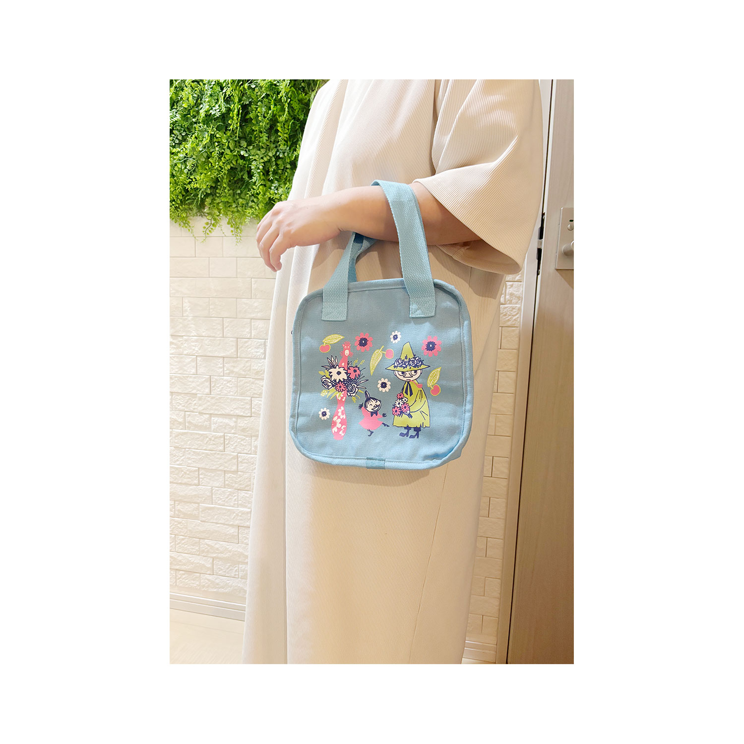公式] メーカー直営 ムーミン ボックス保温保冷バッグ スナフキン 花瓶