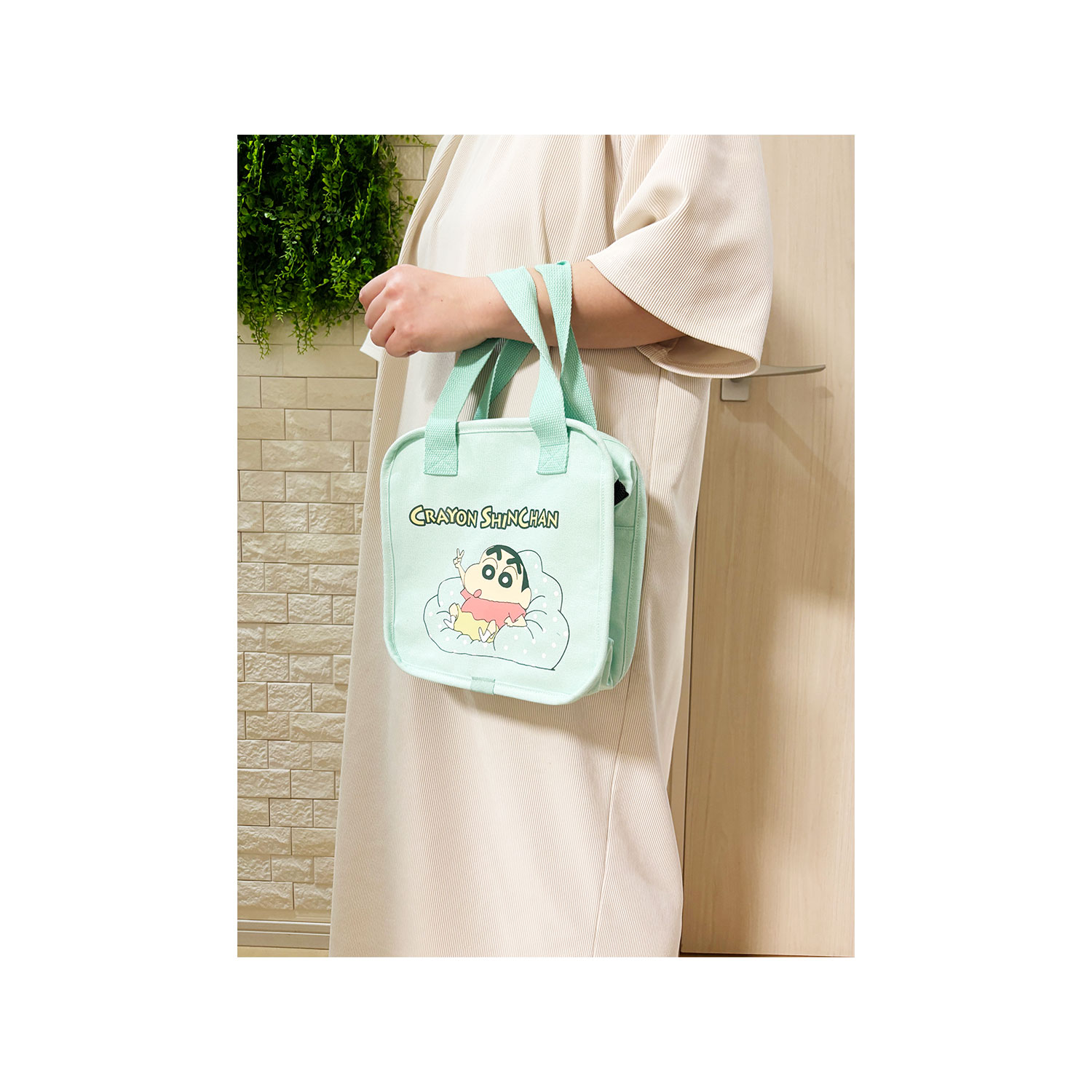 公式] メーカー直営 クレヨンしんちゃん ボックス保温保冷バッグ
