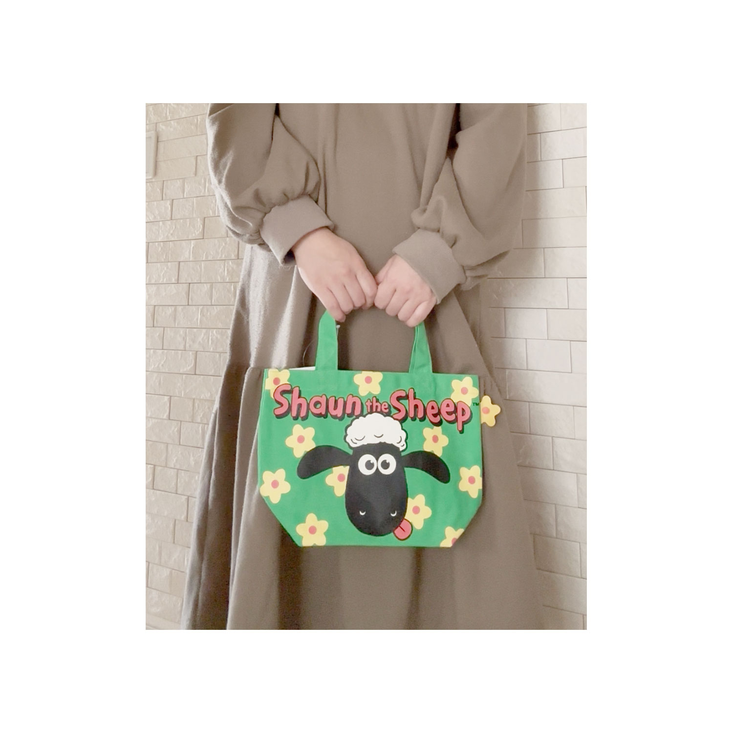 公式] メーカー直営 ひつじのショーン カラーマチ付きバッグ お花