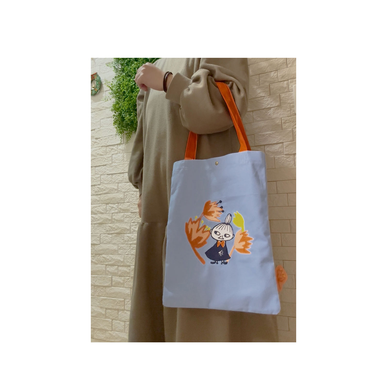公式] メーカー直営 ムーミン リトルミイフェア 刺繍トートバッグ お花