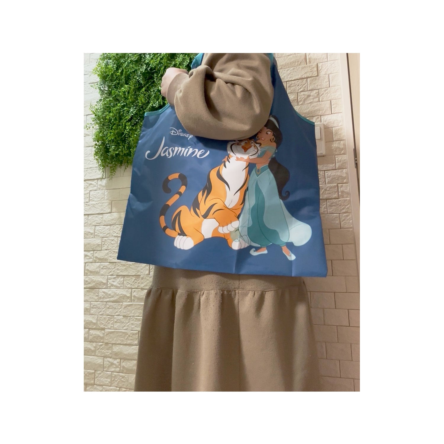 [公式] メーカー直営 ディズニー くるくるショッピングバッグ アラジン ジャスミン＆フレンズ