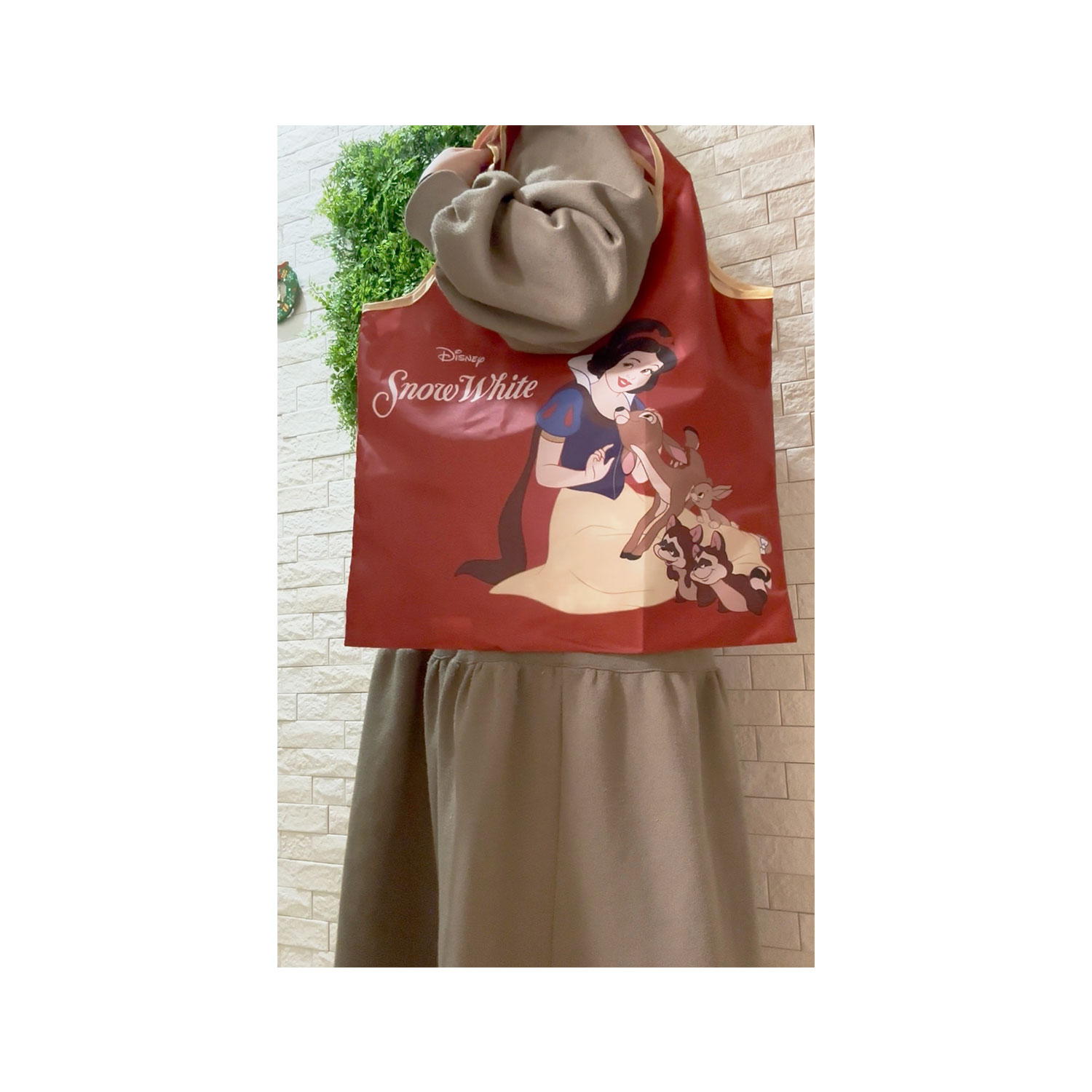 [公式] メーカー直営 ディズニー くるくるショッピングバッグ  白雪姫 白雪姫＆フレンズ