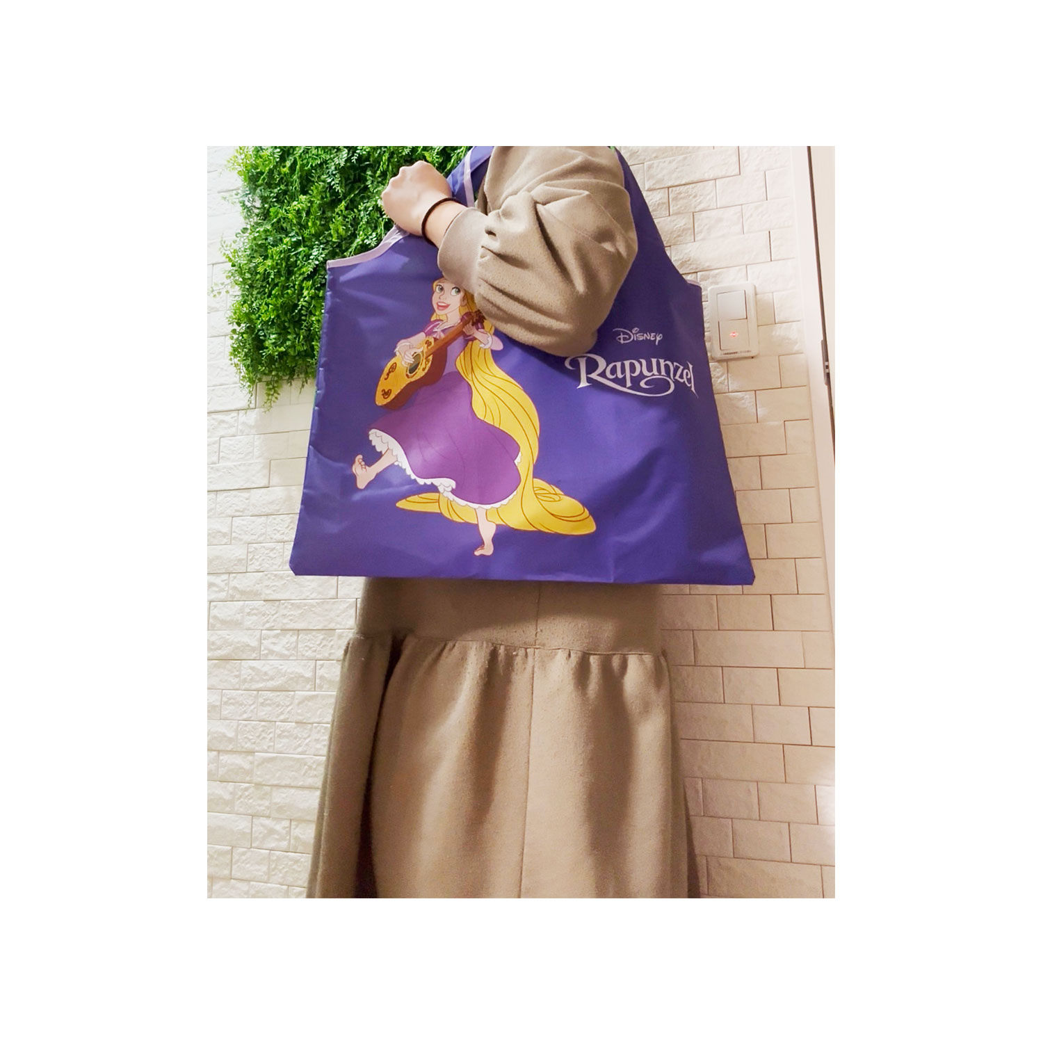 [公式] メーカー直営 ディズニー くるくるショッピングバッグ 塔の上のラプンツェル ラプンツェル＆フレンズ
