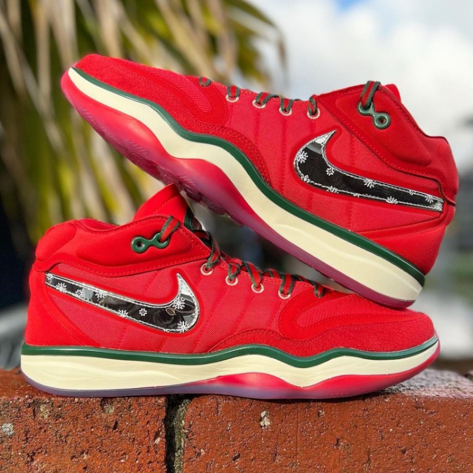NIKE AIR ZOOM G.T. HUSTLE 2 'VICTOR WEMBANYAMA' ナイキ エア
