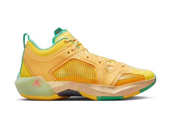 AIR JORDAN XXXVII LOW 'EYBL' ナイキ エア ジョーダン 37