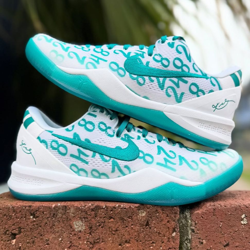 Nike Kobe 8 シューズ ホワイト/ティール NIKE KOBE VIII PROTRO 'RADIANT EMERALD' ナイキ コービー 8 プロトロ