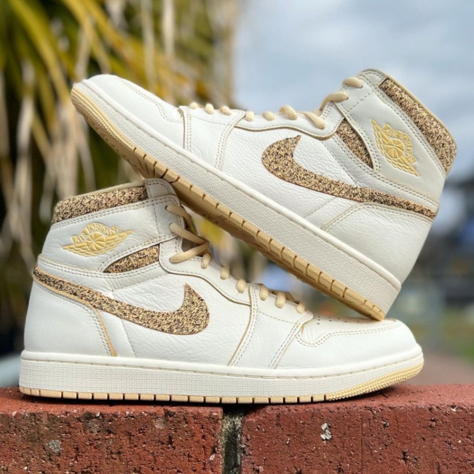 その他 NIKE Air Jordan 1 Retro High 0f73541fda294fea18d9c613b75669