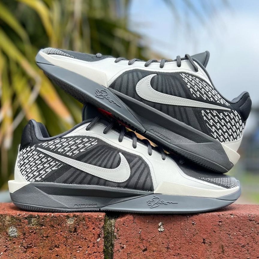 NIKE SABRINA2 海外限定カラー（ネイビー）サブリナ2 TB NIKE SABRINA2 海外限定カラー（ネイビー）サブリナ2 TB - メルカリ