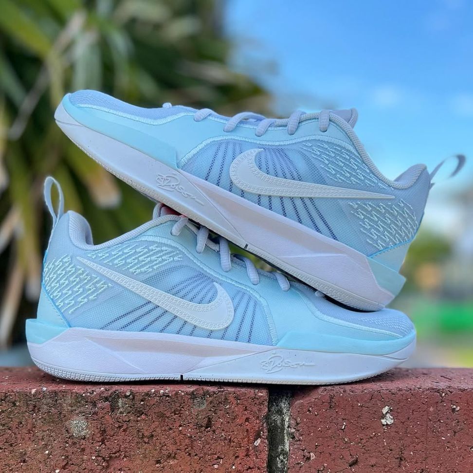 NIKE SABRINA 2 GS ナイキ サブリナ 2 キッズ ミニバス 子供