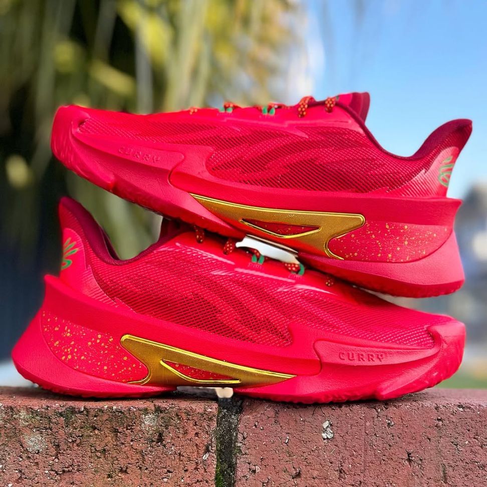 UNDER ARMOUR CURRY SERIES 7 'CHRISTMAS' アンダーアーマー カリー