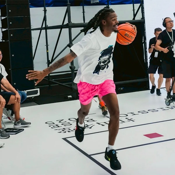 【新品未開封品】ナイキ　ジャモラント　バスケットボールパンツ　白　スウェット　L 新品未開封品】ナイキ ジャモラント バスケットボールパンツ 白